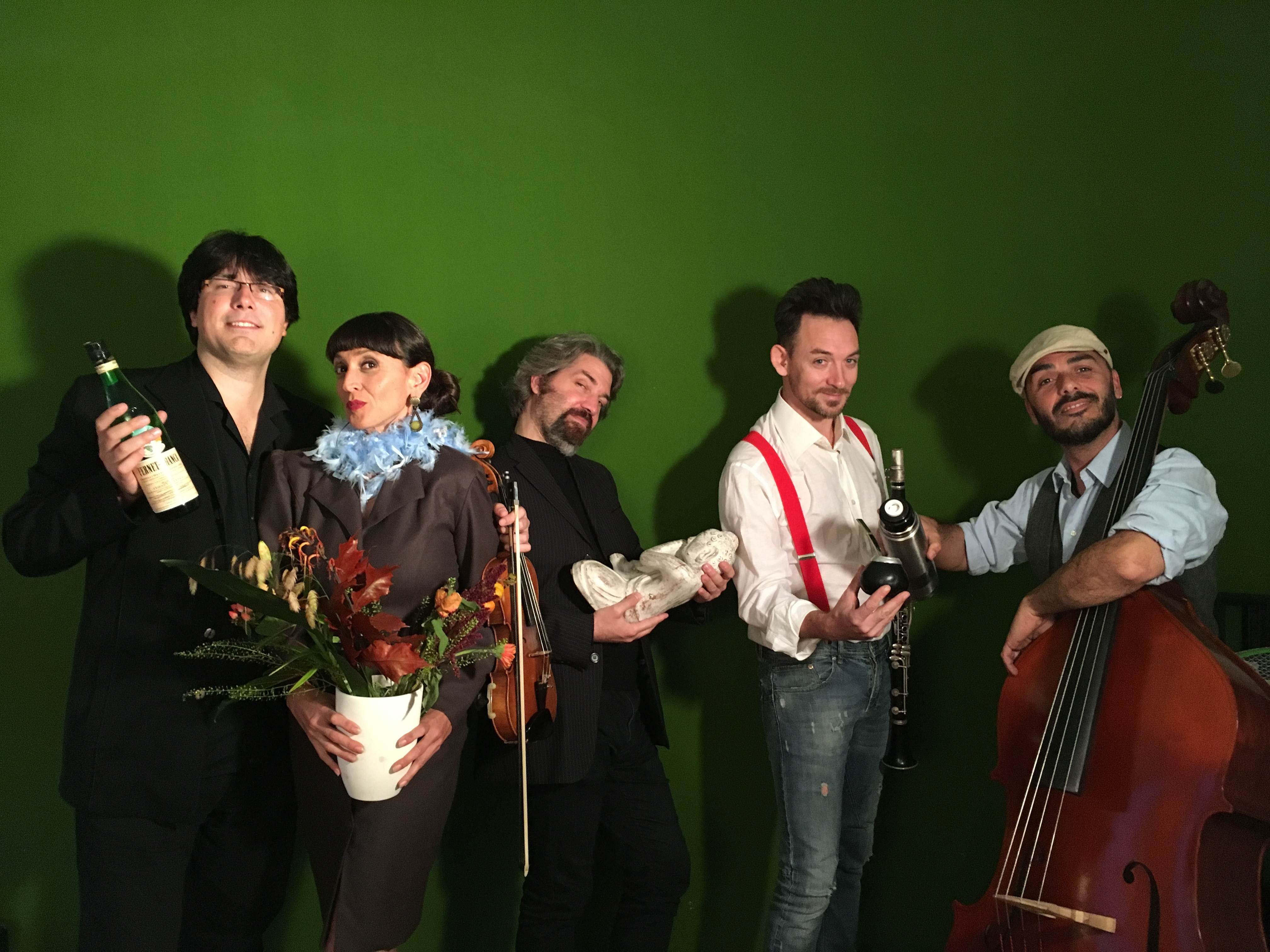 Mondo-Tango-compressed.jpg