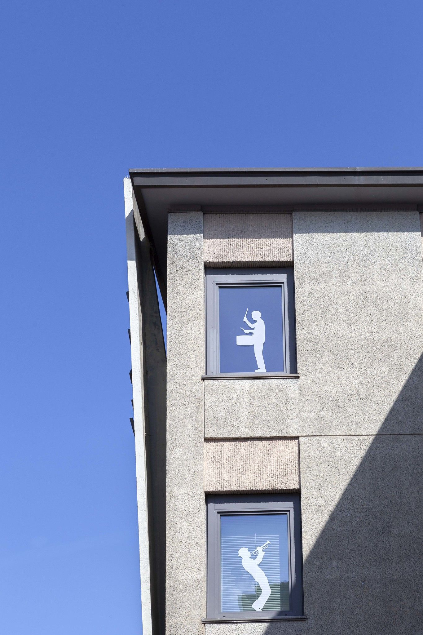 Foto degli esterni visti dalla sede Cluster